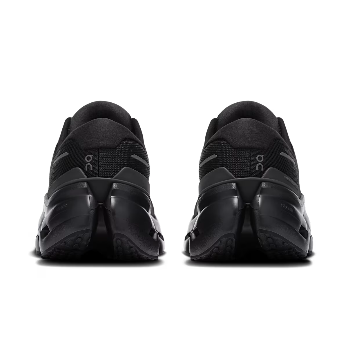 Cloudrunner 3 'Black Black'