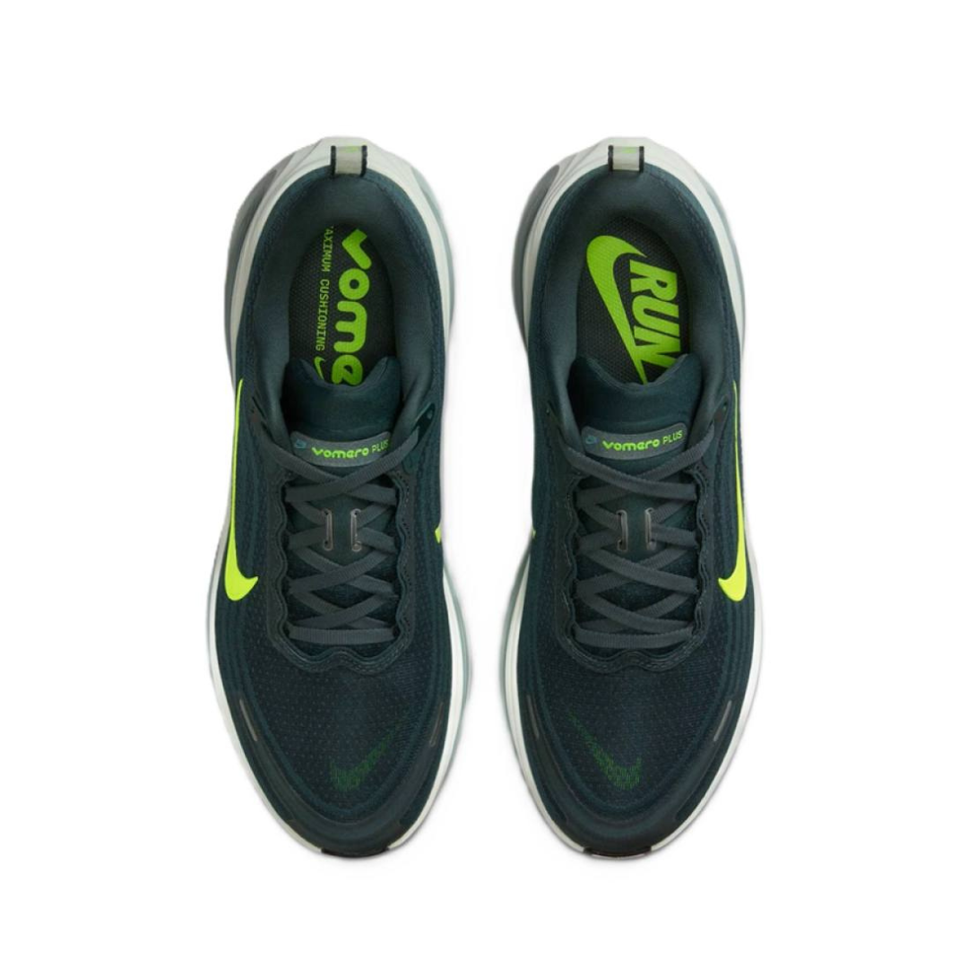 Nike Vomero Plus 'Green Haze'