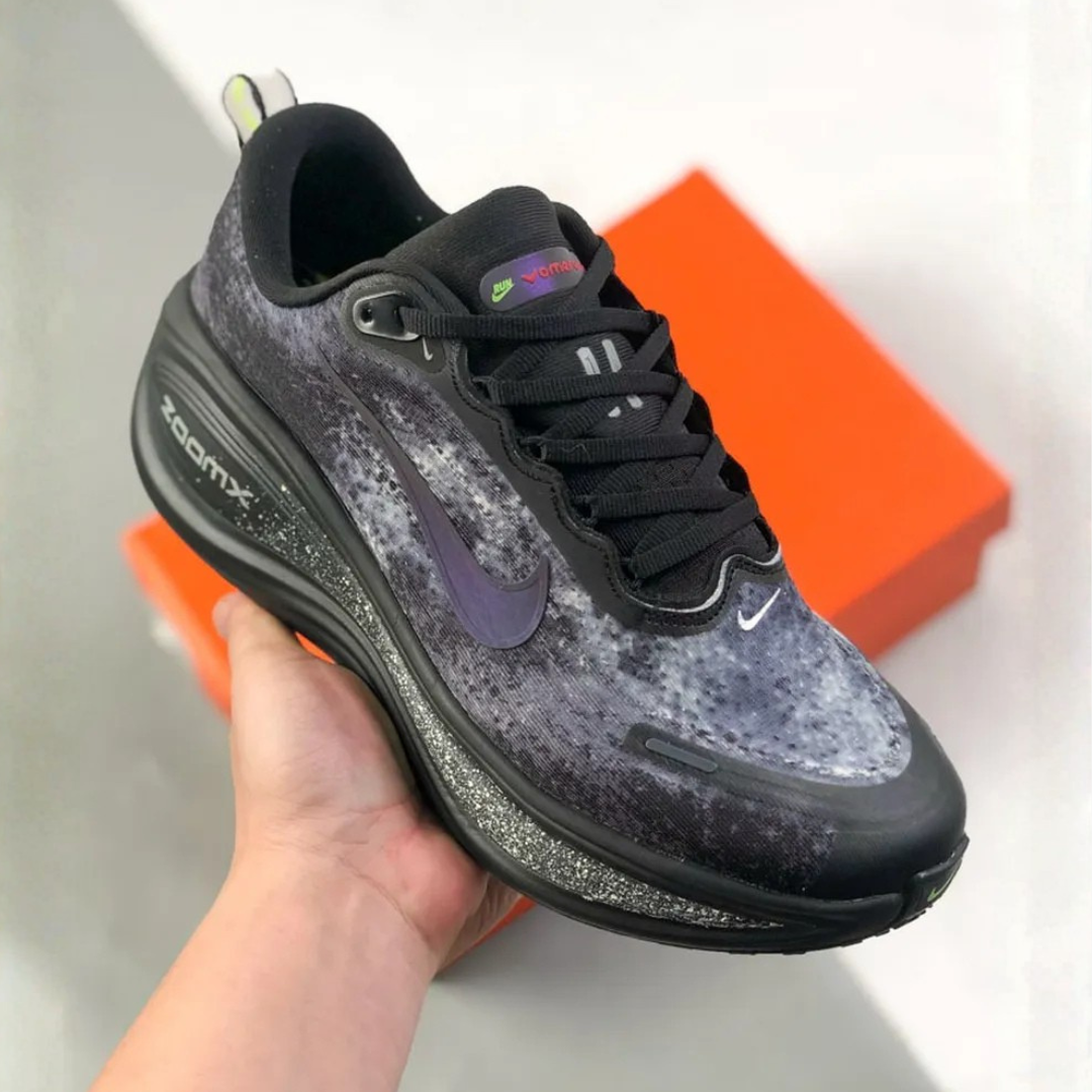 Nike Vomero Plus 'Oatmeal Anthracite'
