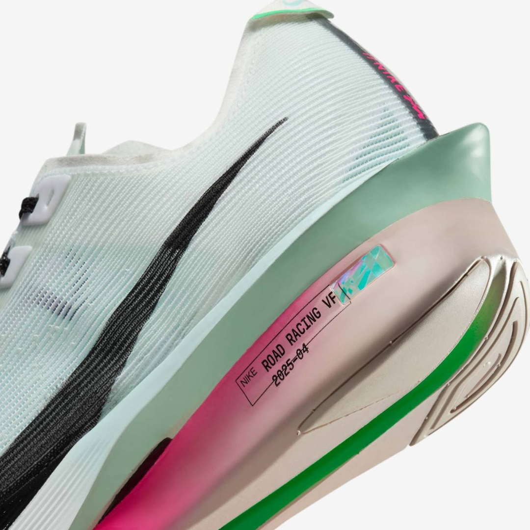 Nike ZoomX VaporFly 4 'Hyper Pink'