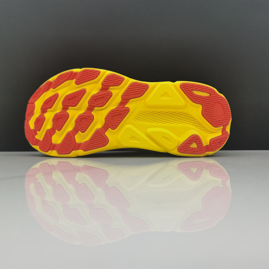 Hoka Clifton 9 'Eggnog Passion Fruit'