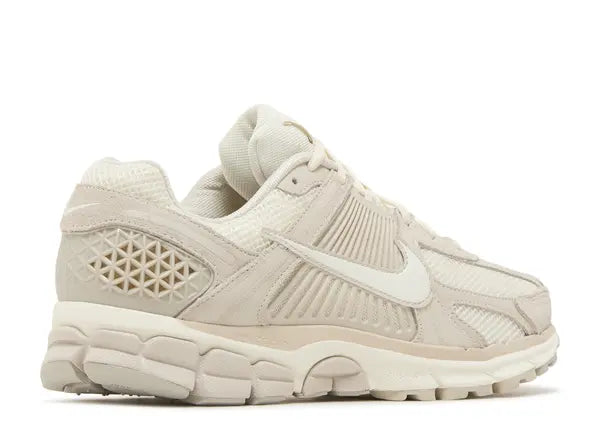 Air Zoom Vomero 5 'Light Orewood Brown'