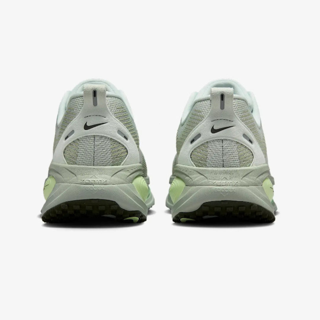 Nike Vomero 18 'Light Olive'