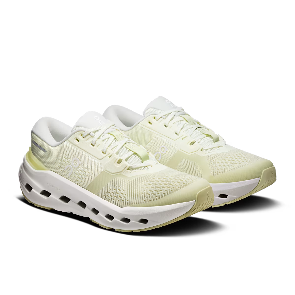 Cloudrunner 3 'Seedling Ivory'
