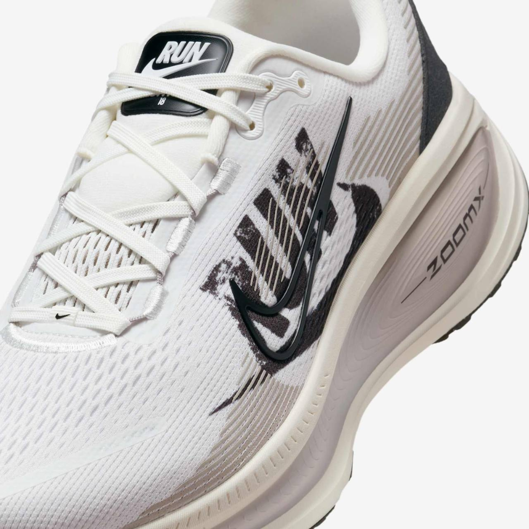 Nike Vomero 18 'Run Pack'