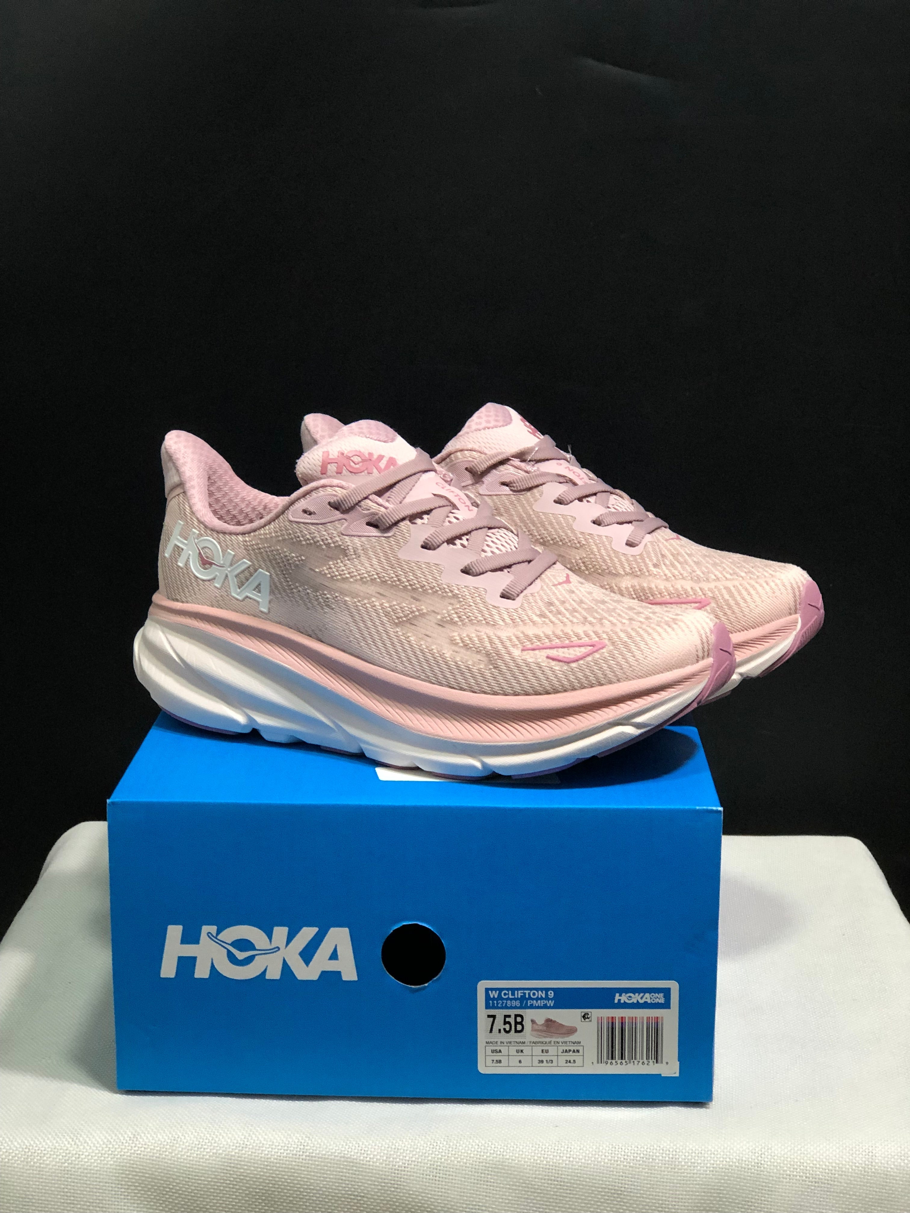 Hoka Clifton 9 'Beige-Pink'