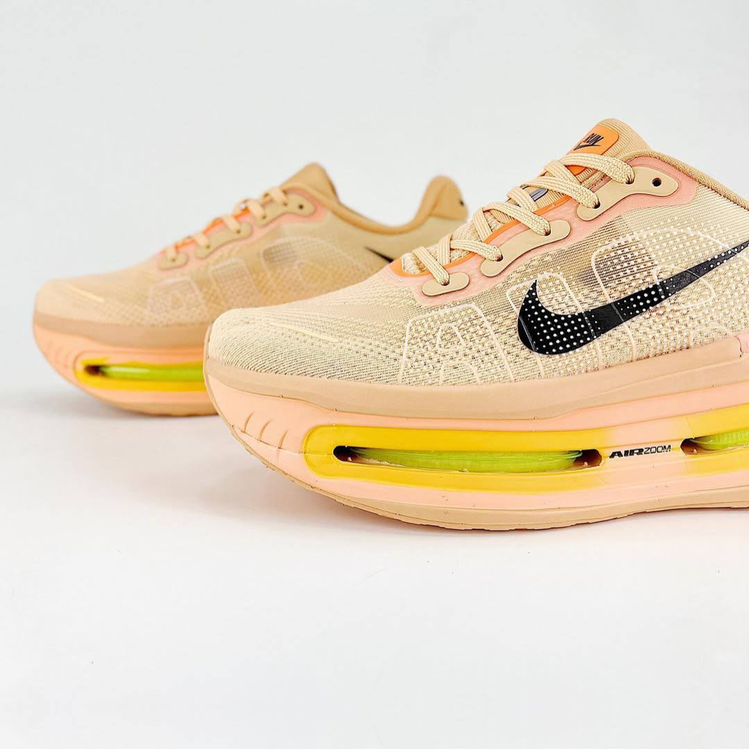 Nike Vomero Premium 'Alabaster'