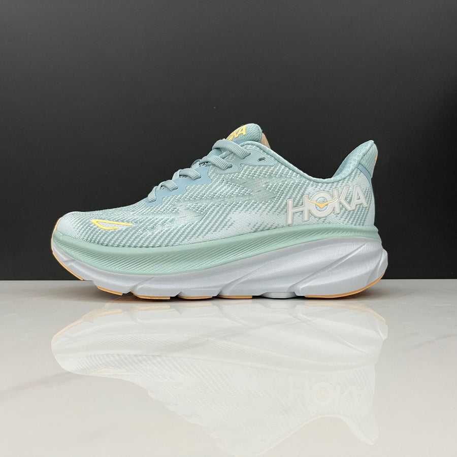 Hoka Clifton 9 'Cloud Blue'