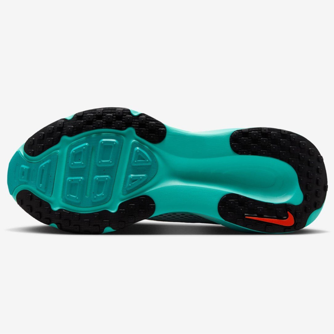 Nike Vomero 18 'White Dusty Cactus'