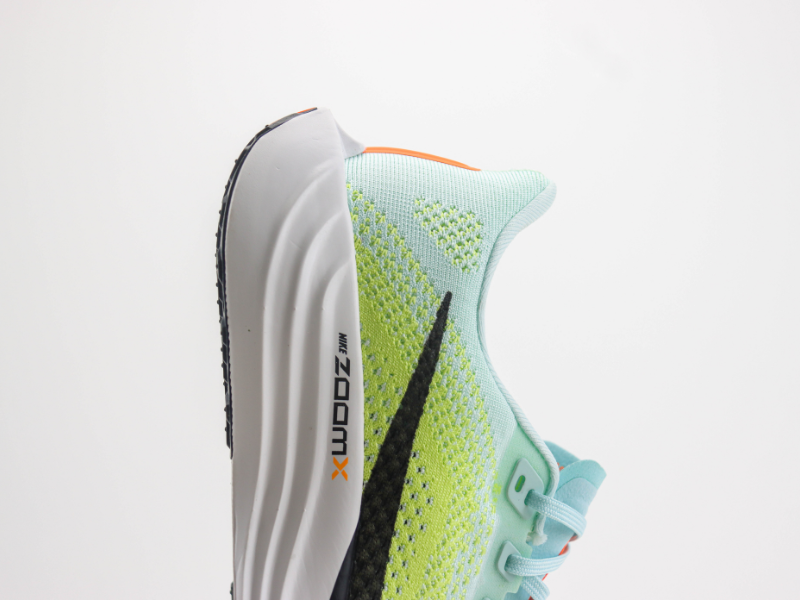 Pegasus Plus 'glacier blue'