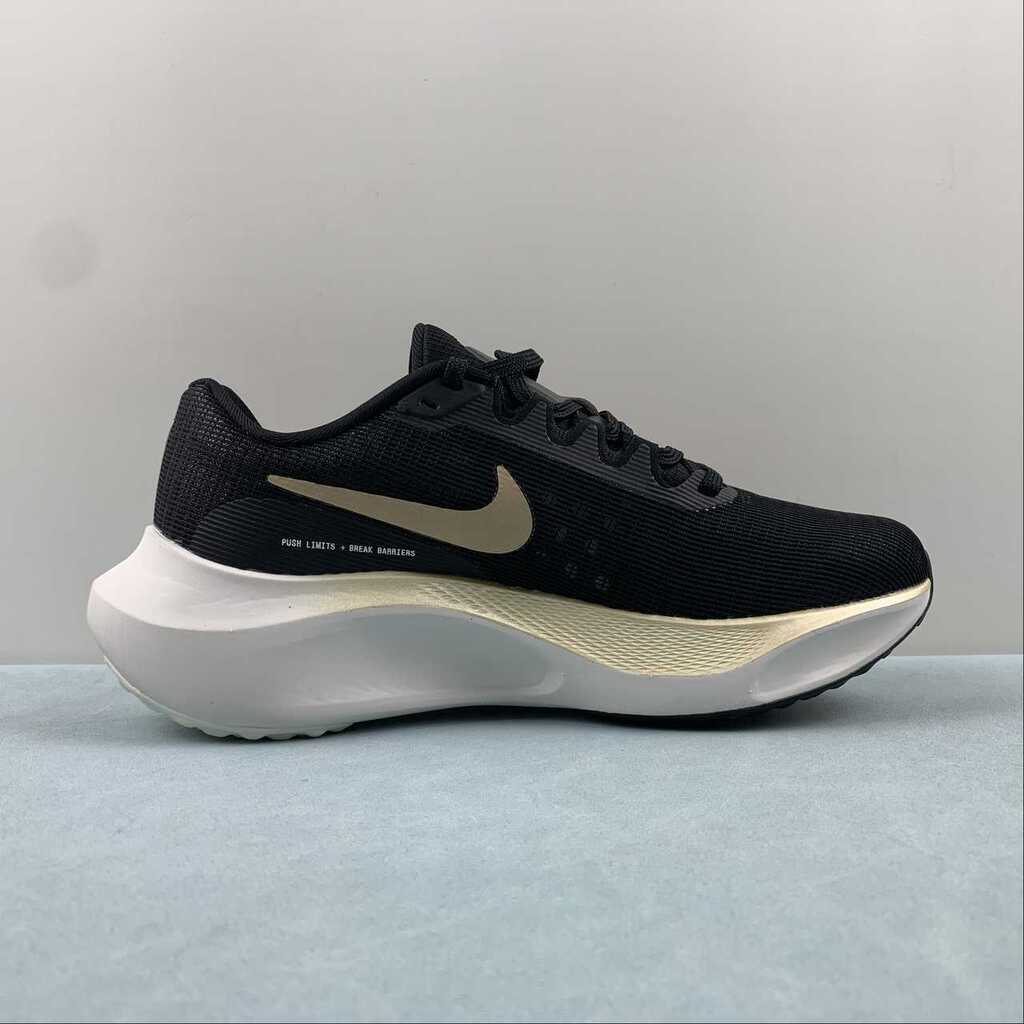 Nike Zoom Fly 5 'Metallic Gold'