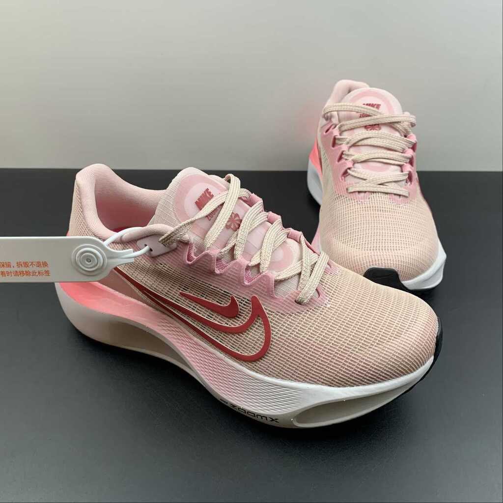 Nike Zoom Fly 5 'Pink Oxford'