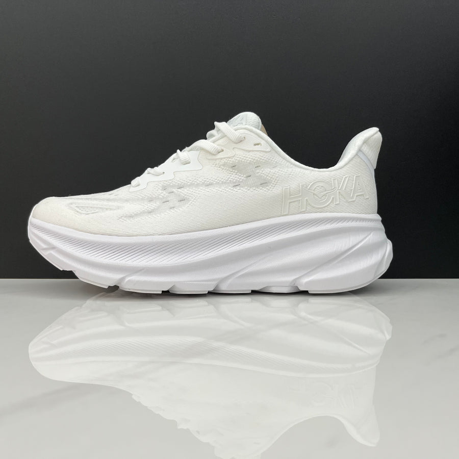 Hoka Clifton 9 'White'