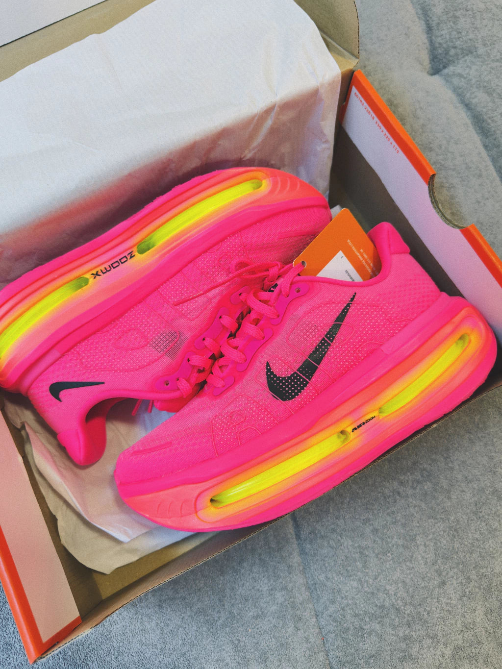 Nike Vomero Premium 'Hyper Pink'