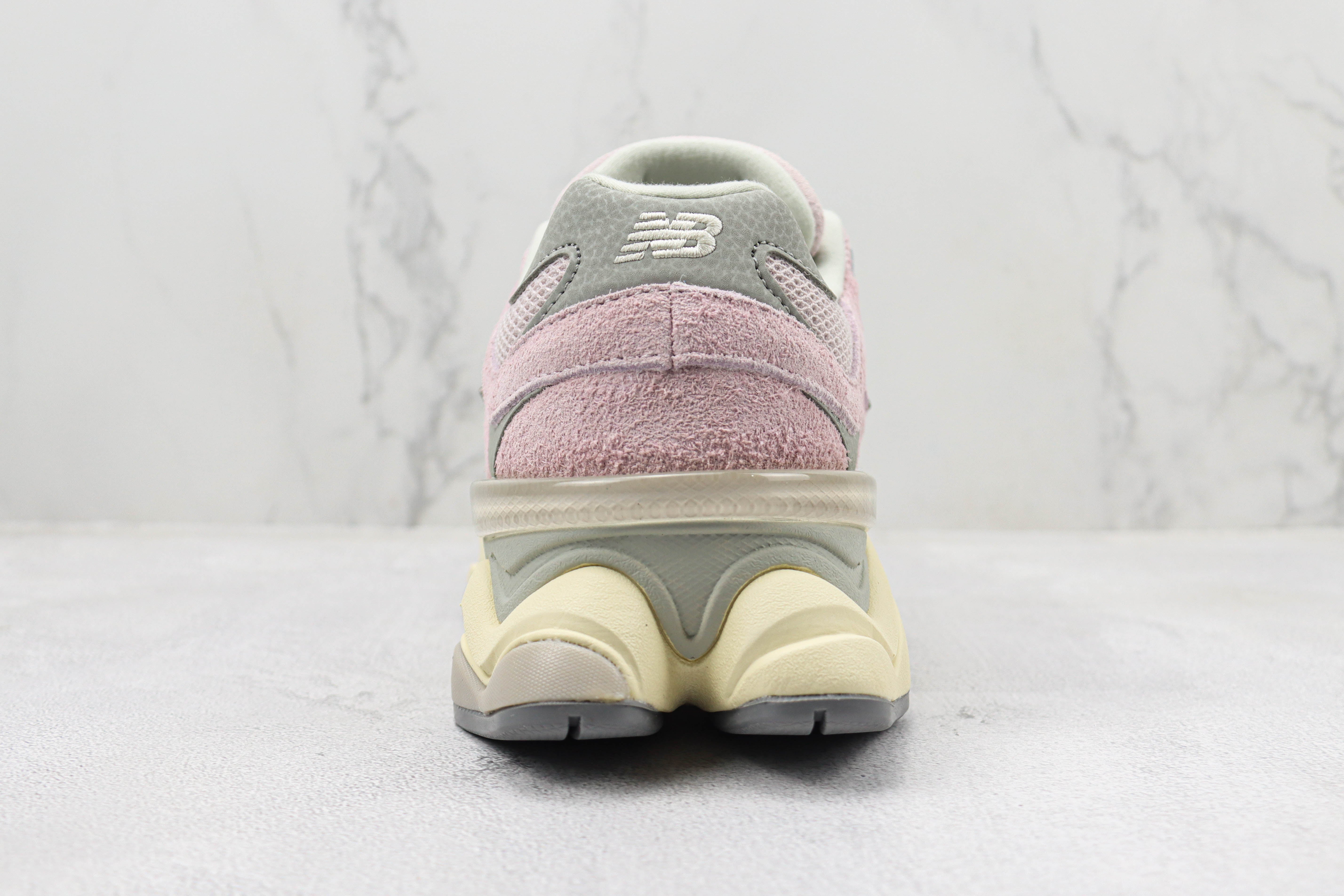 New Balance 9060 'December Sky'