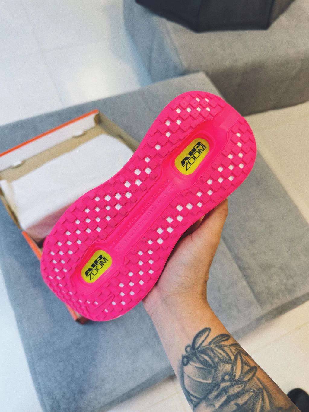 Nike Vomero Premium 'Hyper Pink'