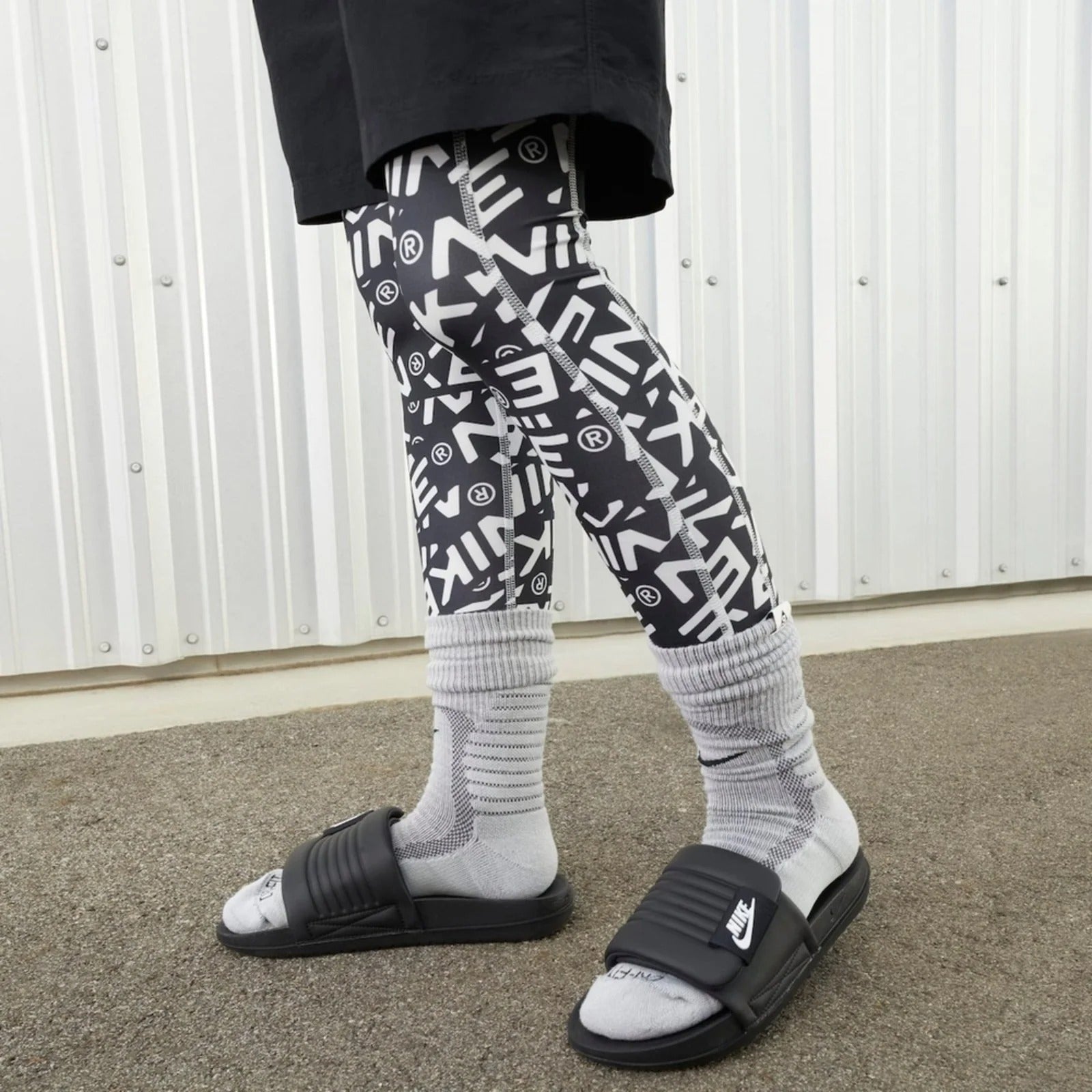 Chinelo Nike 'Offcourt Adjust'