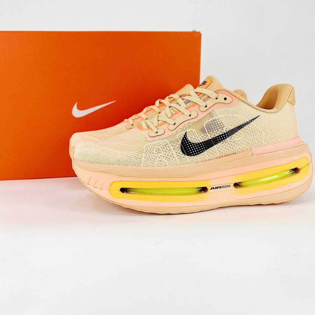 Nike Vomero Premium 'Alabaster'