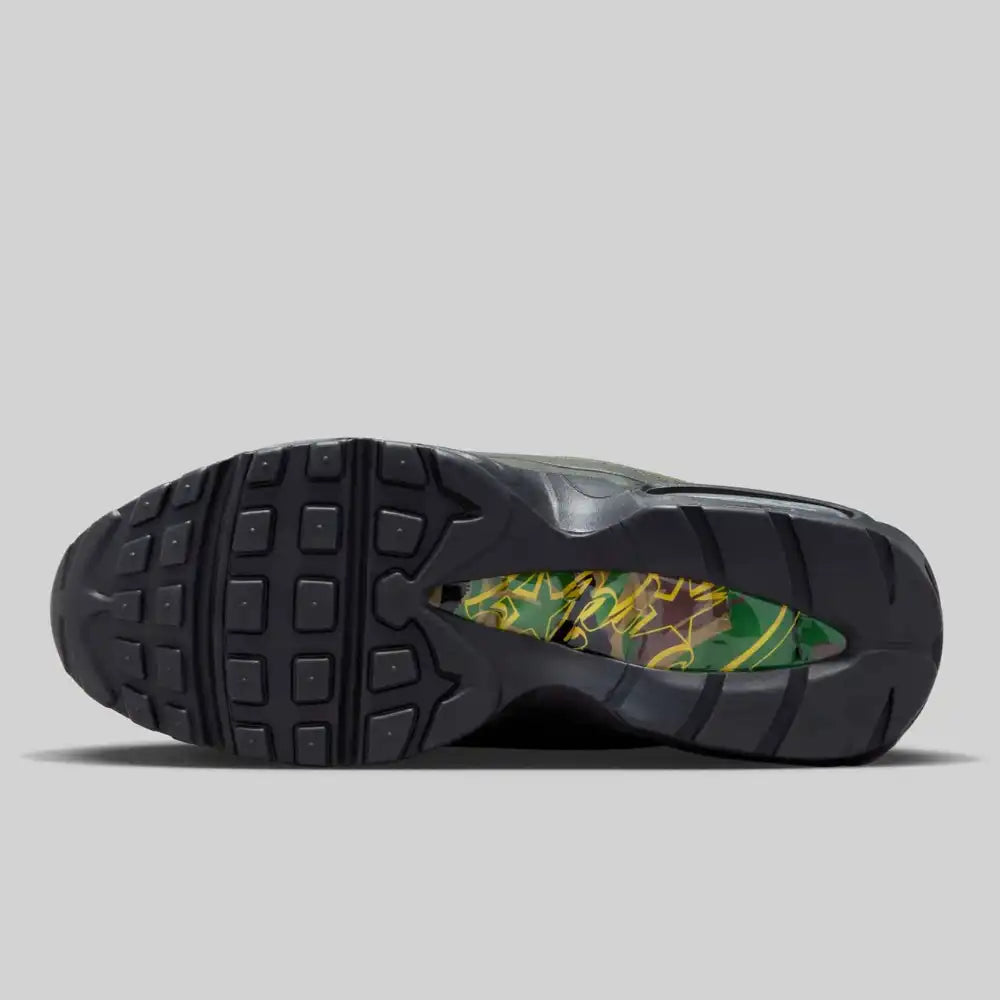 Corteiz x Nike Air Max 95 'SP Gutta Green'