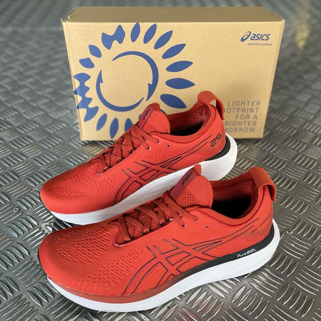Asics Gel Nimbus 25 'Red'