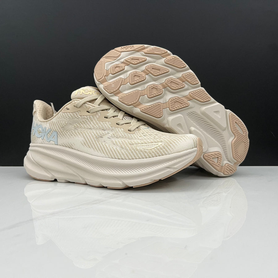 Hoka Clifton 9 'Shifting Sand'