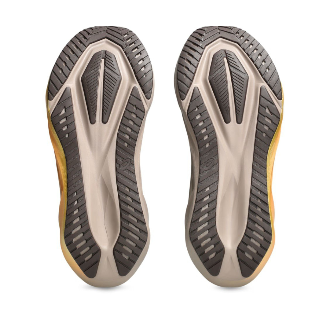 Asics NovaBlast 5 Luxe 'Gold Brown'