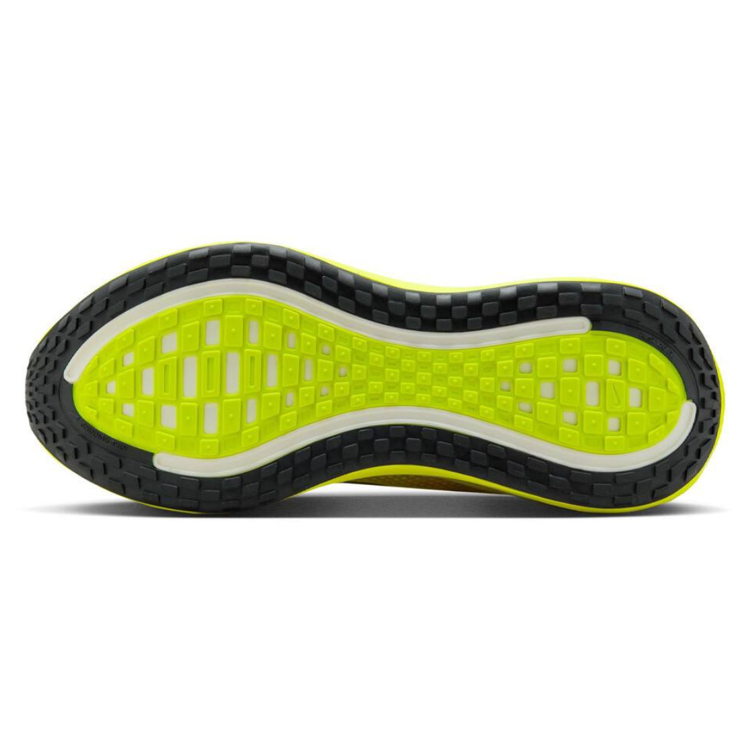 Nike Vomero Plus 'Hot Lava'