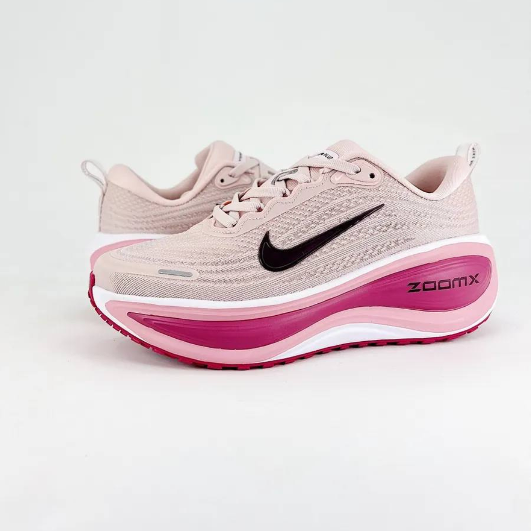 Nike Vomero Plus 'Silt Red'