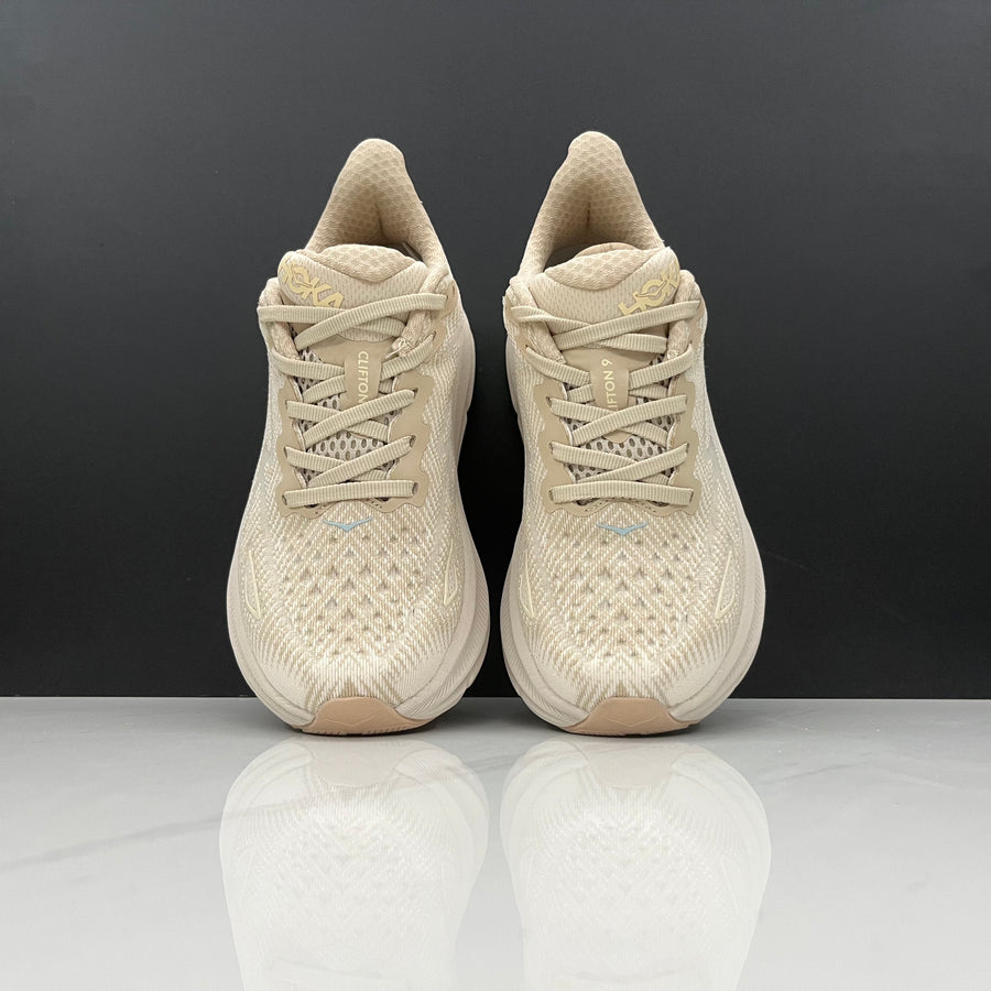 Hoka Clifton 9 'Shifting Sand'