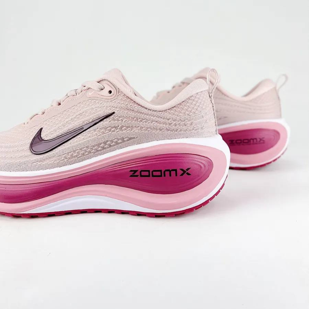 Nike Vomero Plus 'Silt Red'