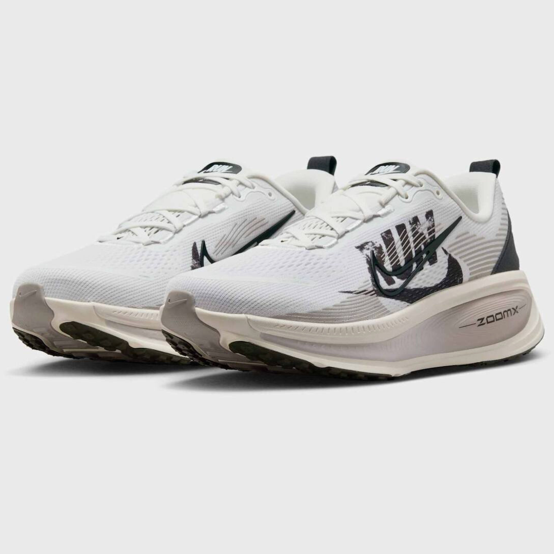 Nike Vomero 18 'Run Pack'