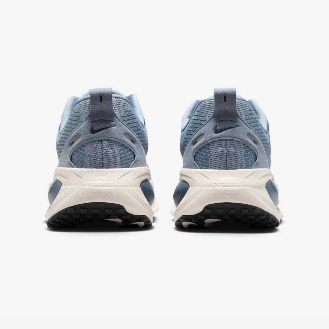 Nike Vomero 18 'Greyish blue'
