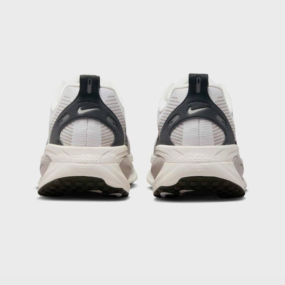 Nike Vomero 18 'Run Pack'