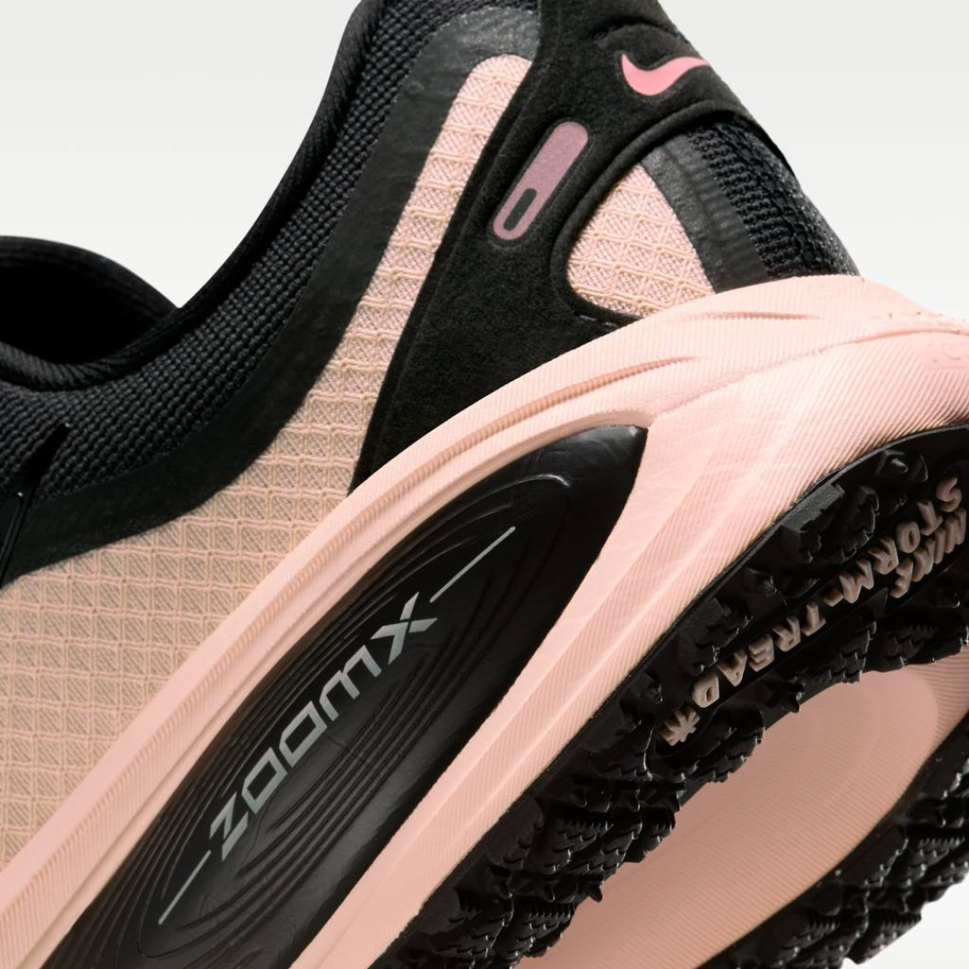 Nike Vomero 18 GORE-TEX 'Crimson Tint'