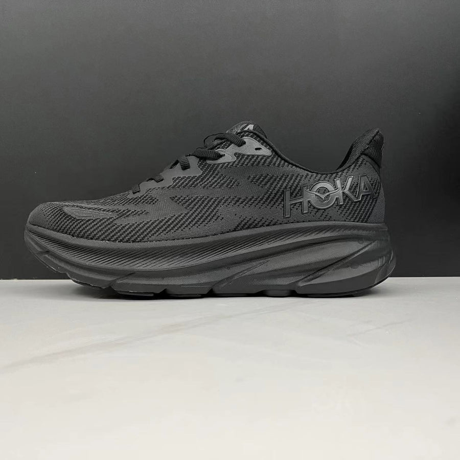 Hoka Clifton 9 'Black'