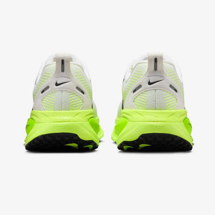 Vomero 18 "Neon Green"