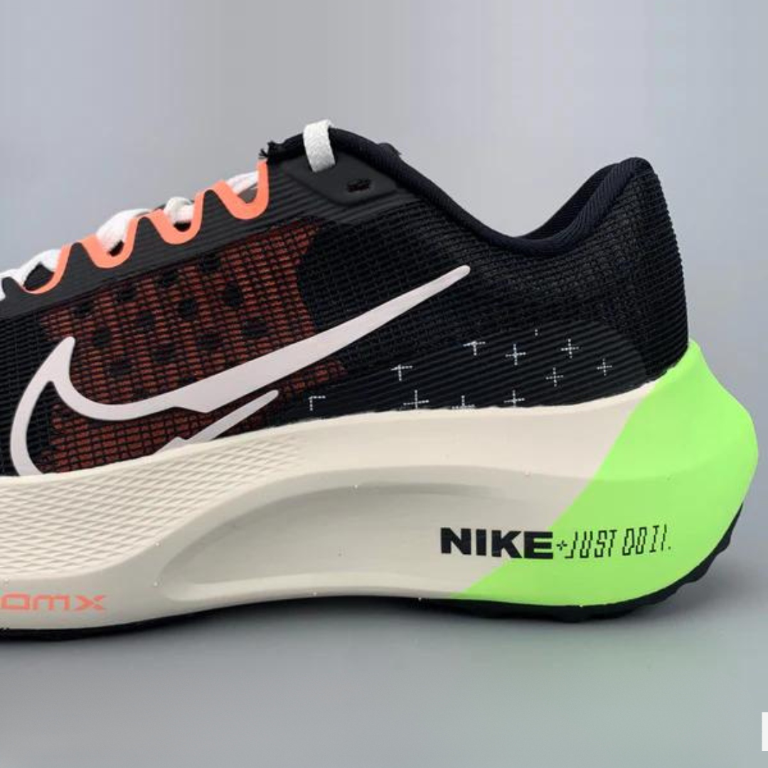 Nike Zoom Fly 5 'Black Ghost Green'