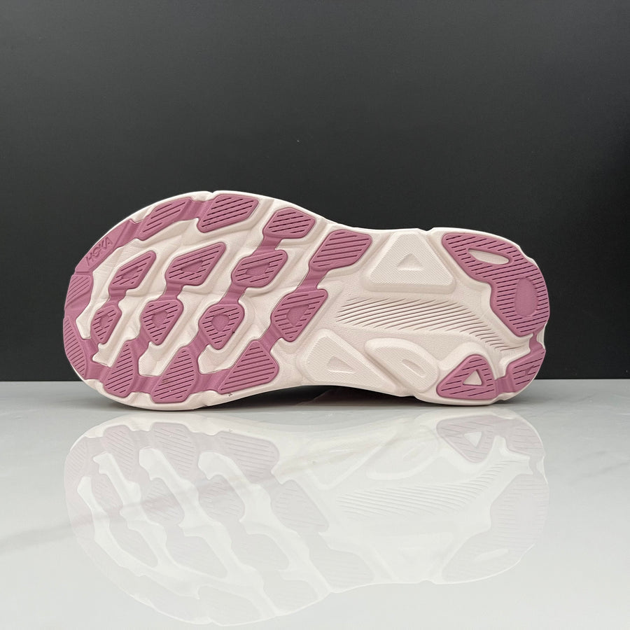 Hoka Clifton 9 'Light Rose Pink'