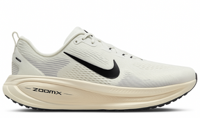 Vomero 18 "White Beige"