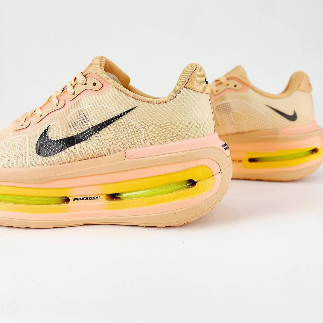 Nike Vomero Premium 'Alabaster'