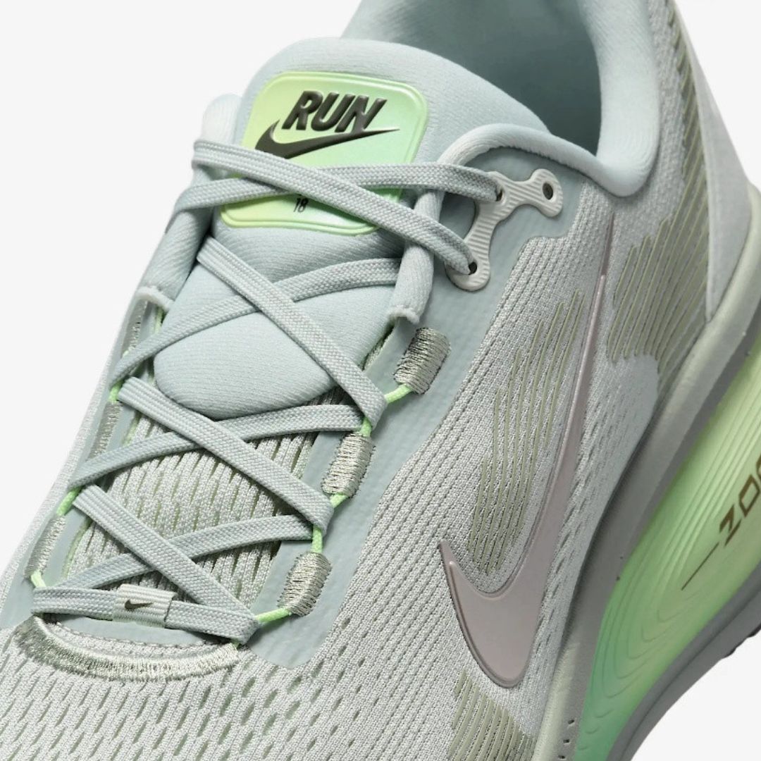 Nike Vomero 18 'Light Olive'
