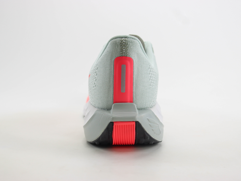 Pegasus Plus 'Orange'