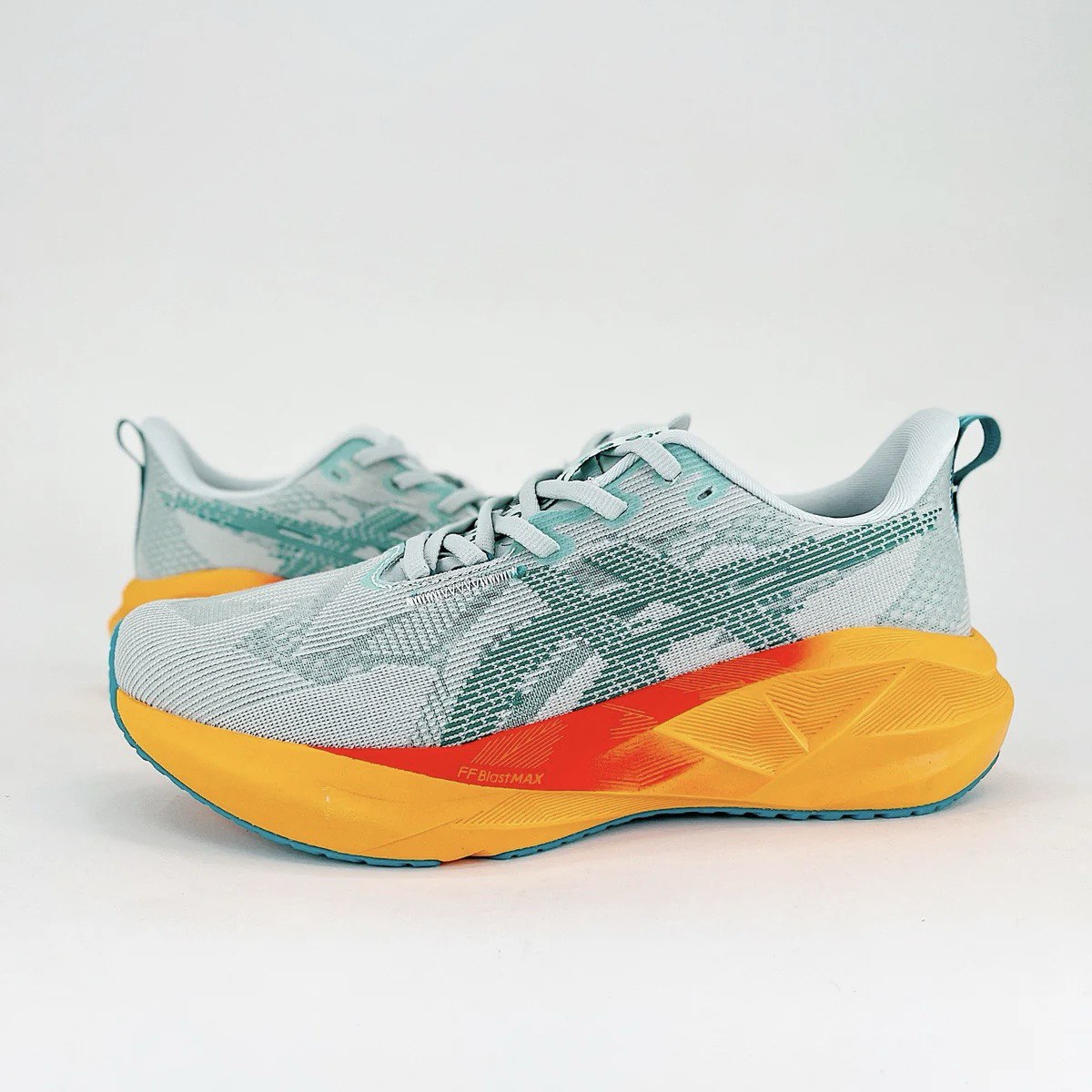 Asics NovaBlast 5 'Green with'