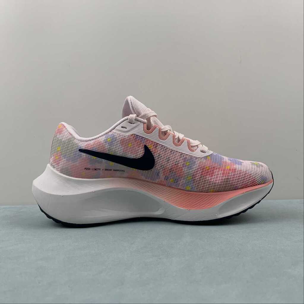 Nike Zoom Fly 5 'Pink Oxford'