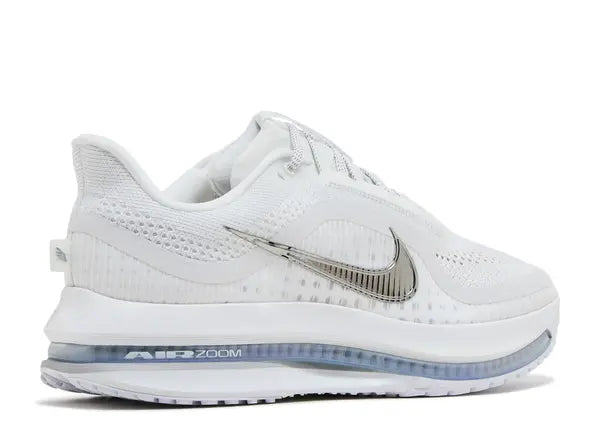 Pegasus Premium 'White Metallic Silver'