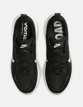 Vomero 18 "Black White"