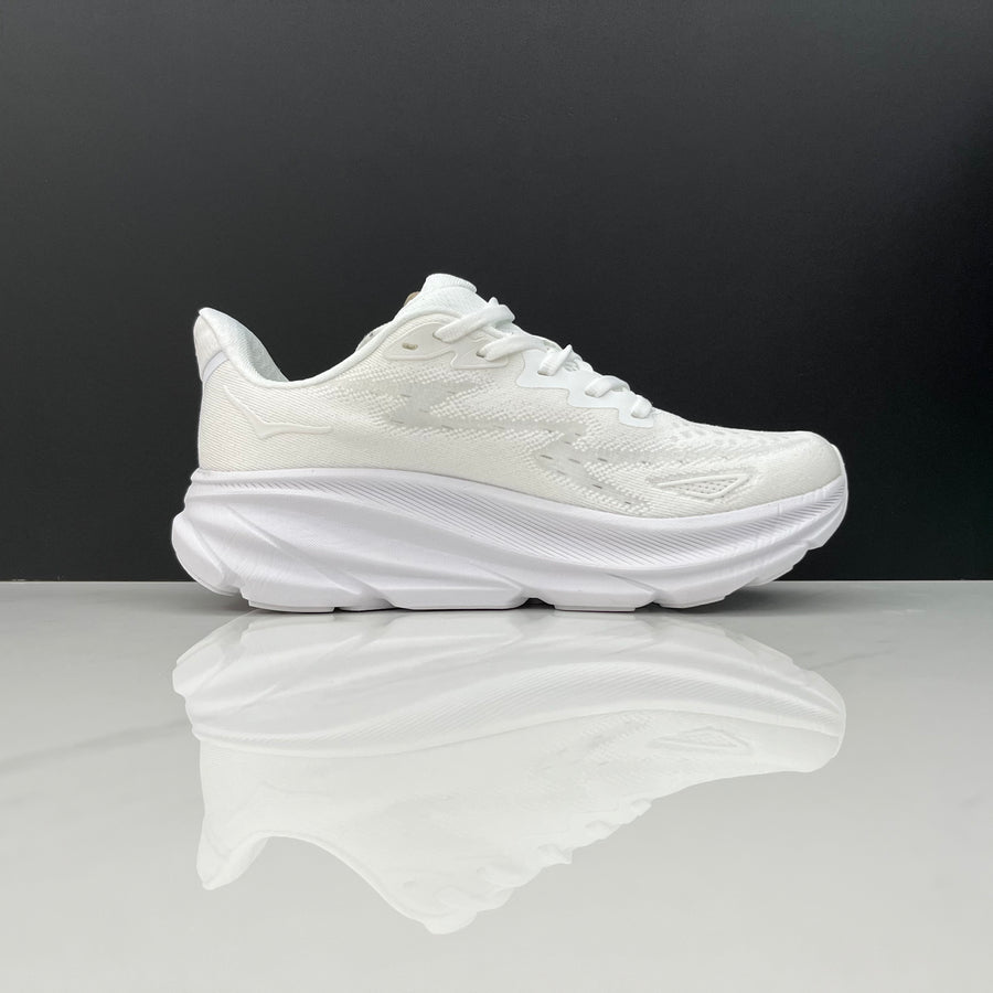 Hoka Clifton 9 'White'