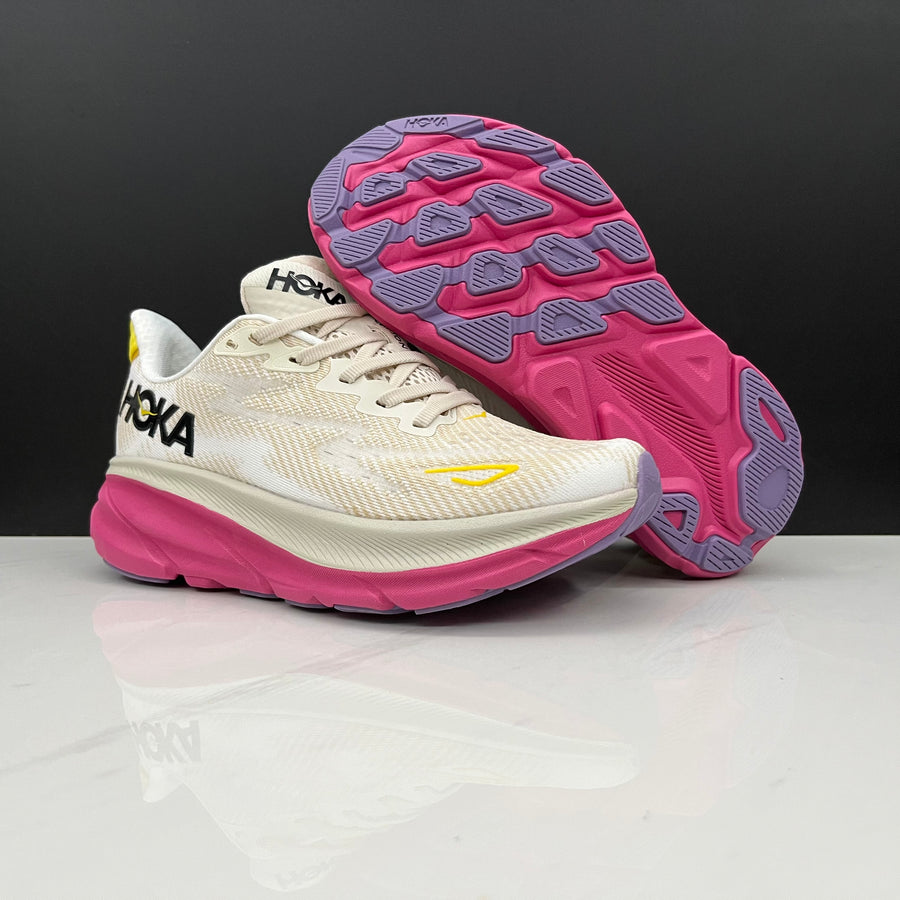 Hoka Clifton 9 'Eggnog'