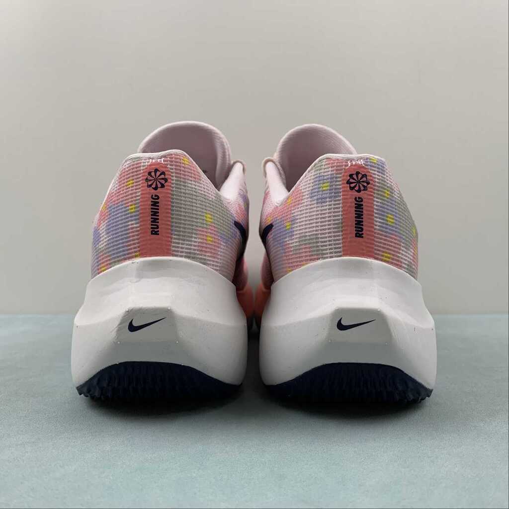 Nike Zoom Fly 5 'Pink Oxford'