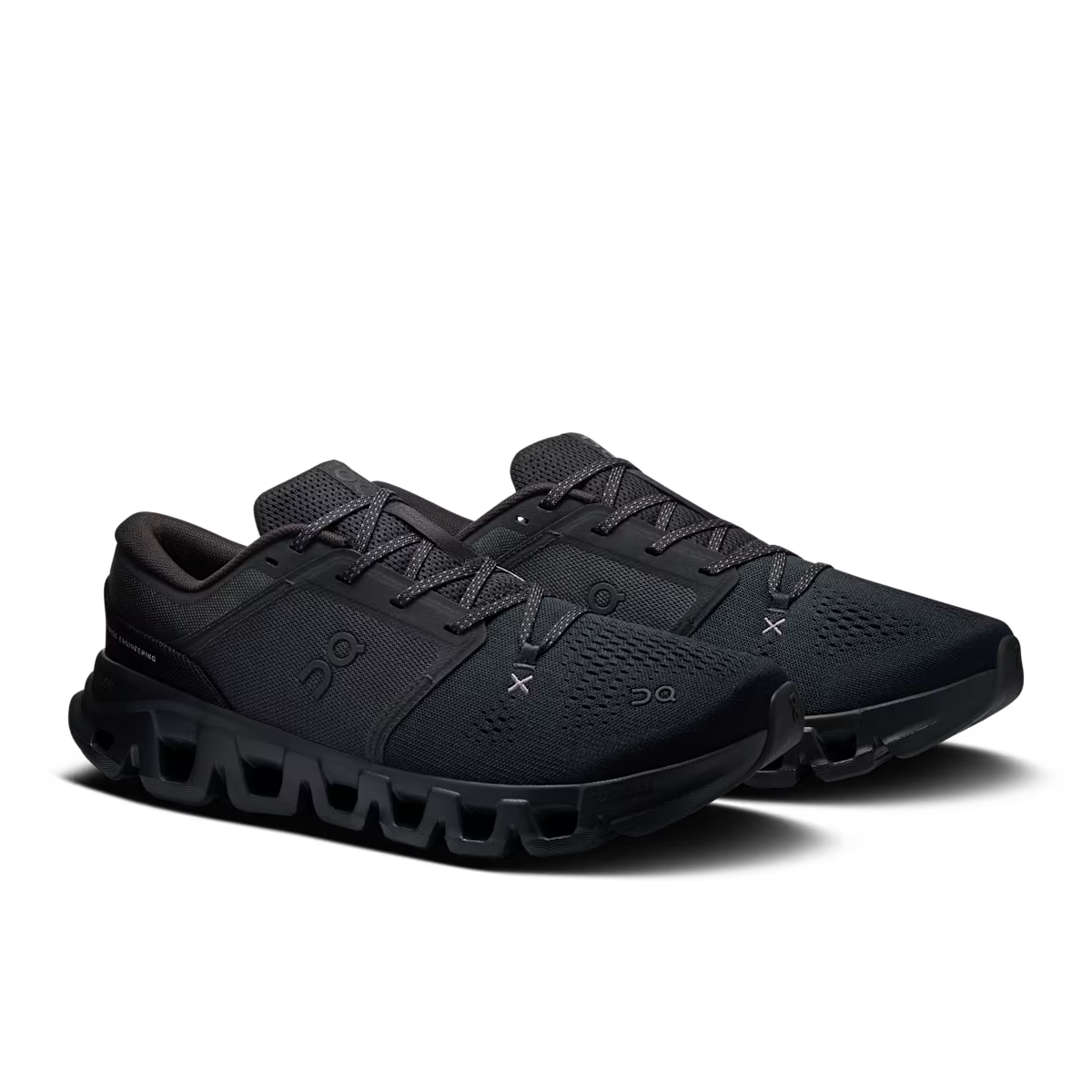 Cloud X 5 'Black Black'